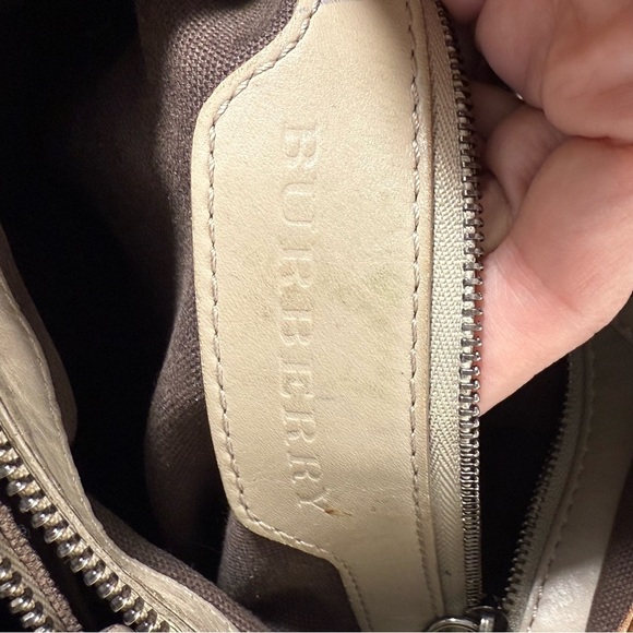 Burberry Northfield tote purse Nova Check well loved with a lot of life left - Picture 9 of 12